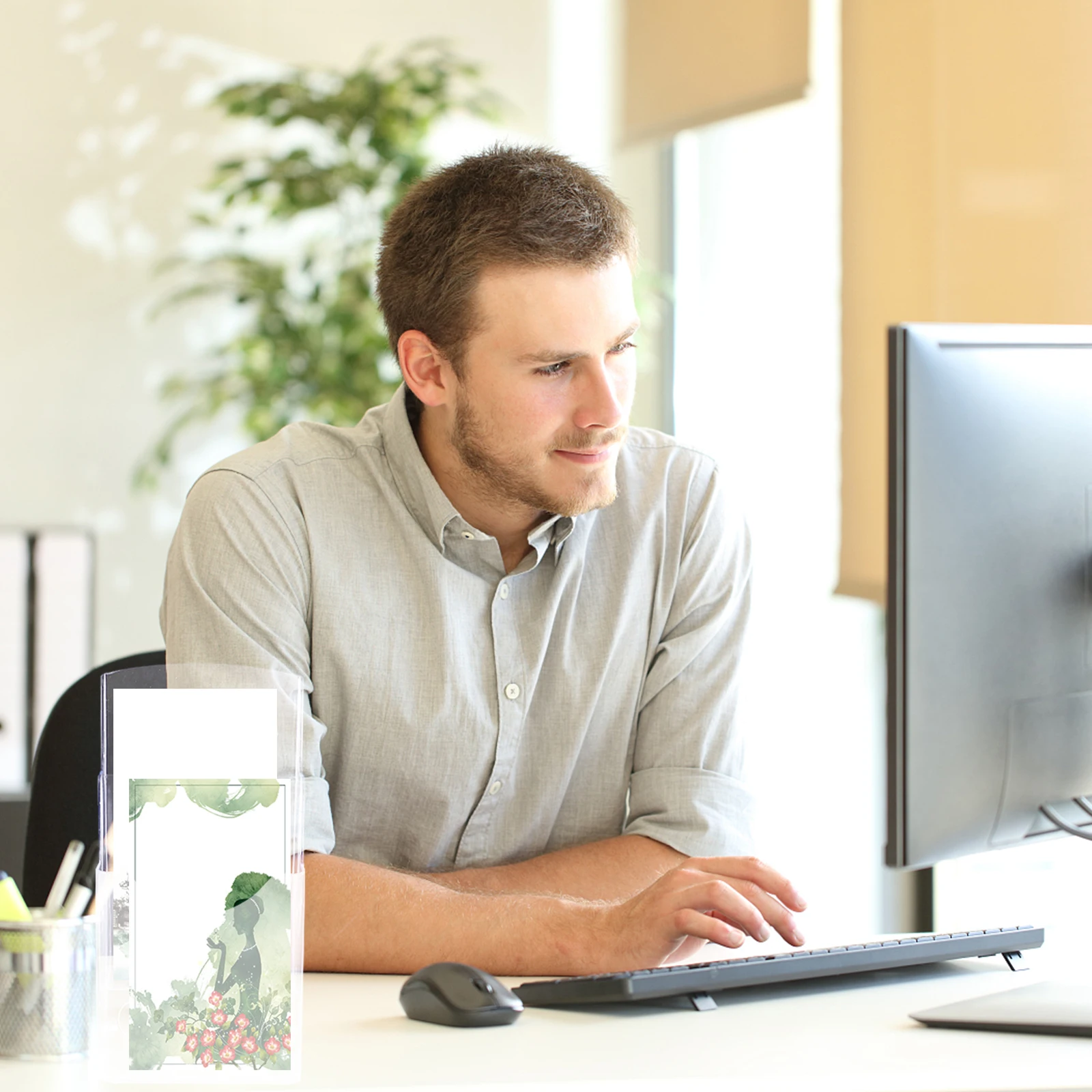 Business Card Holder Desktop Organizer Stand for Business Cards and Brochures Clear Plastic Name Card Display Rack Storage