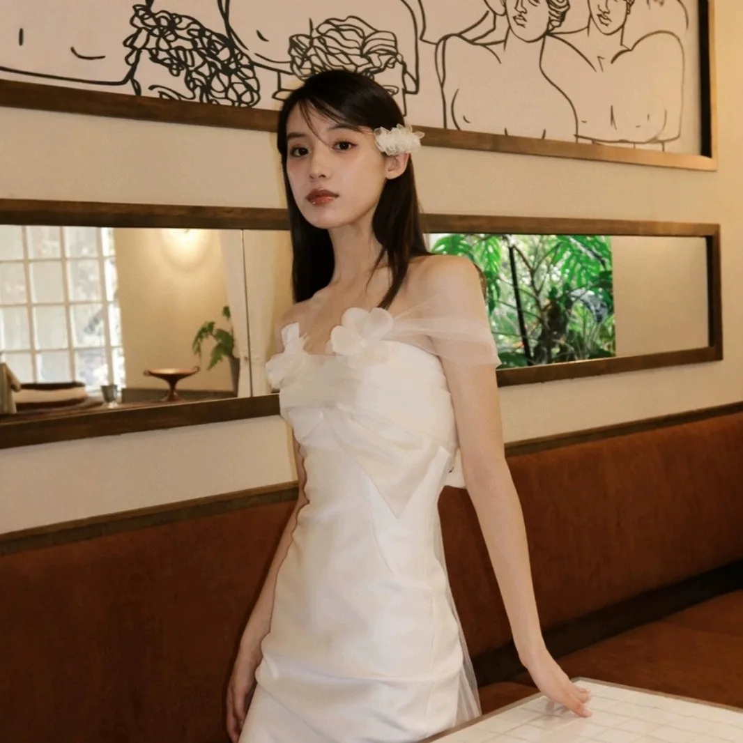 فساتين سهرة أنيقة بيضاء بدون حمالات للحفلات الراقصة للنساء 2025 صيف مثير بدون ظهر مضيف كوكتيل زائدة فستان رسمي للحفلات