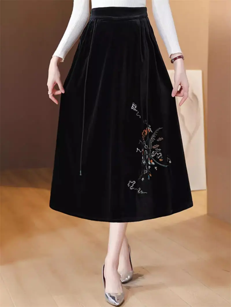 High End Velvet Embroidered Skirt For Autumn And Winter 2023 Women\'s New Large Size Temperament Versatile Midi Jupe Femme Z3385