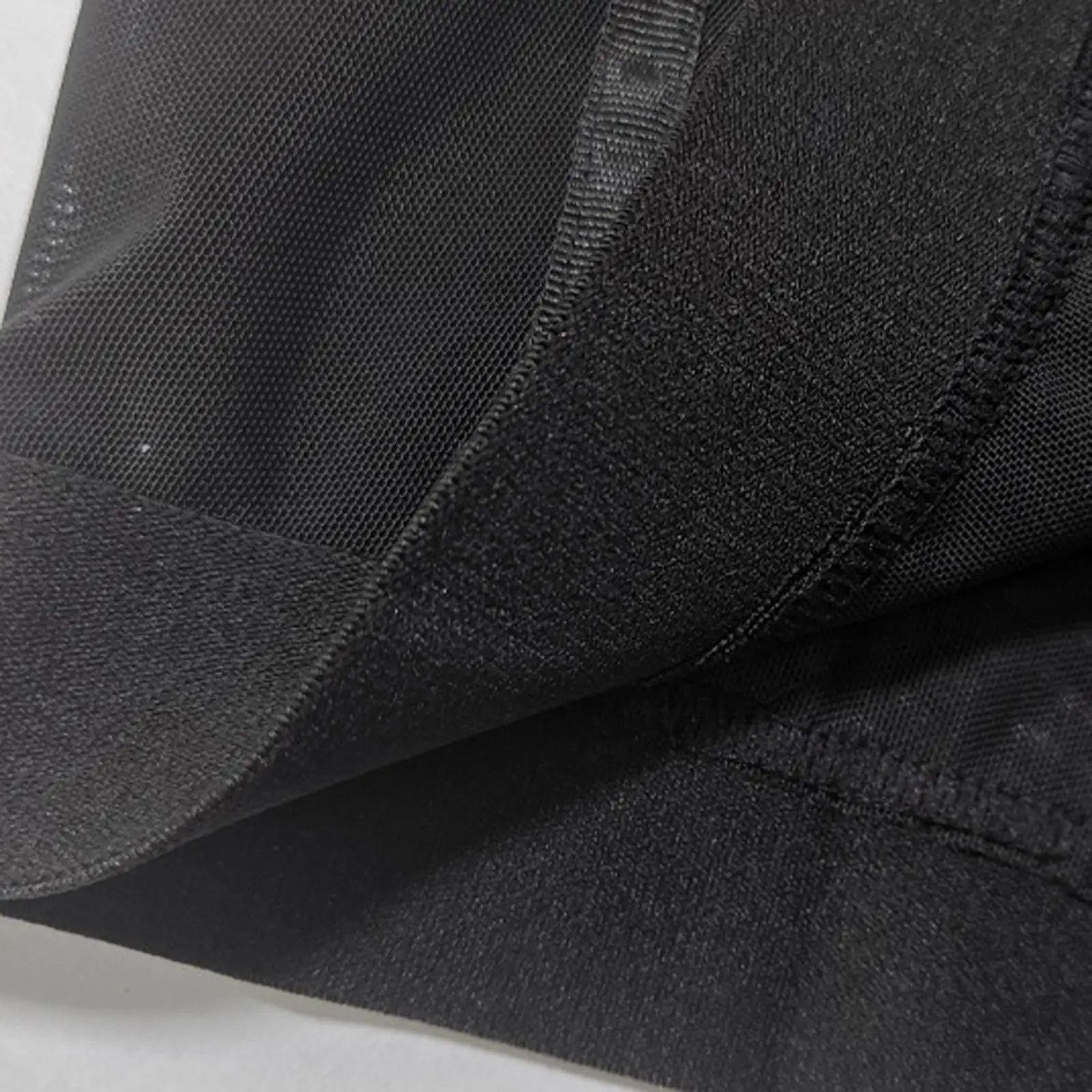 

Running Vest Chest Pack Reflective Adults Breathable Running Gear Phone Holder for Bicycle Riding Jogging Cycling Camping Sports