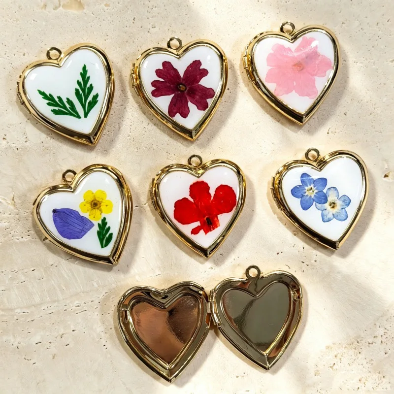 10pcs Copper Frame Heart Dried Flower Resin Pendant Photo‑Insertable Charms for Earrings Necklaces Keychains