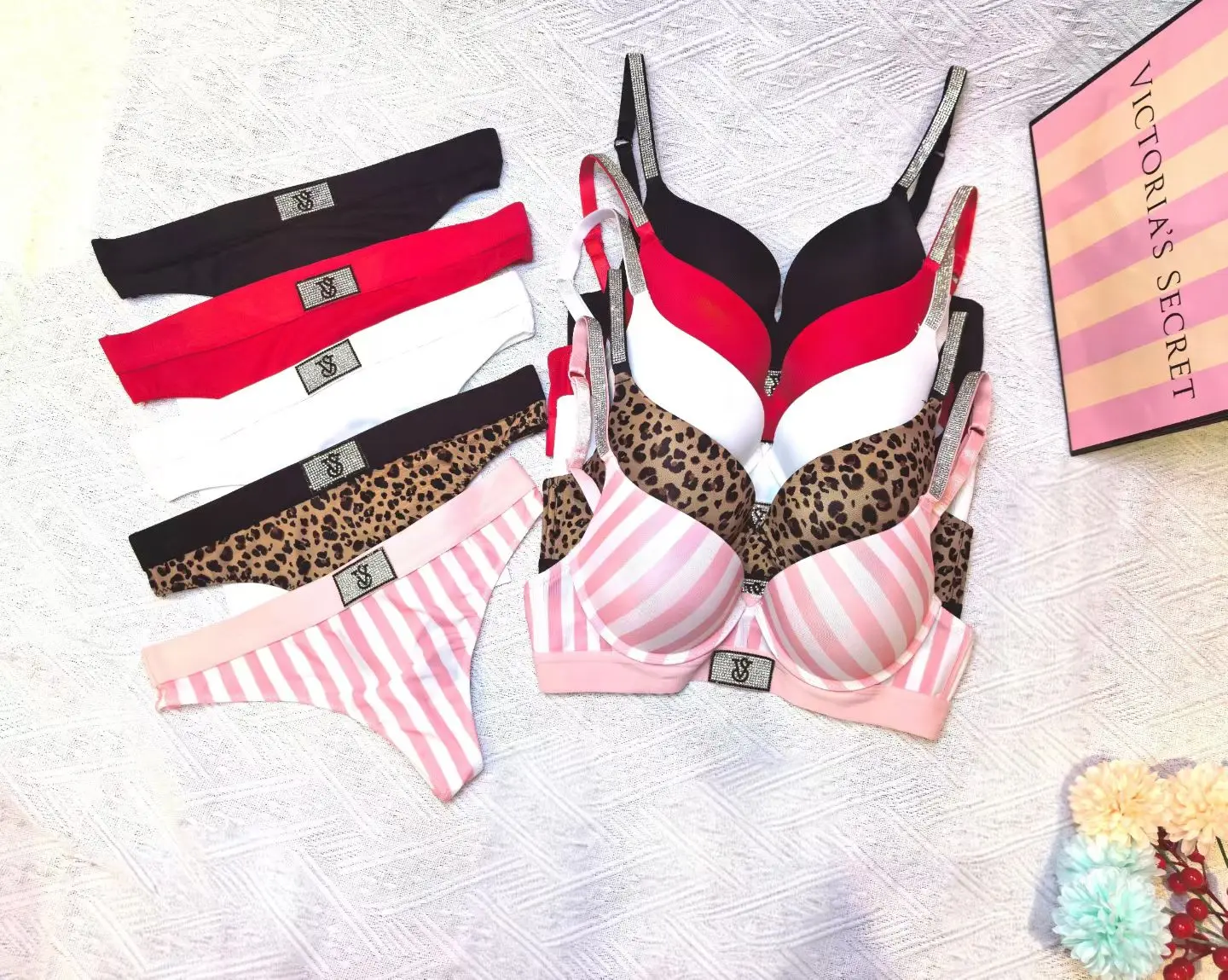Conjunto de lingerie confortável e respirável da Victoria's Secret, conjunto de sutiã e calcinha feminino, renda push-up sem fio