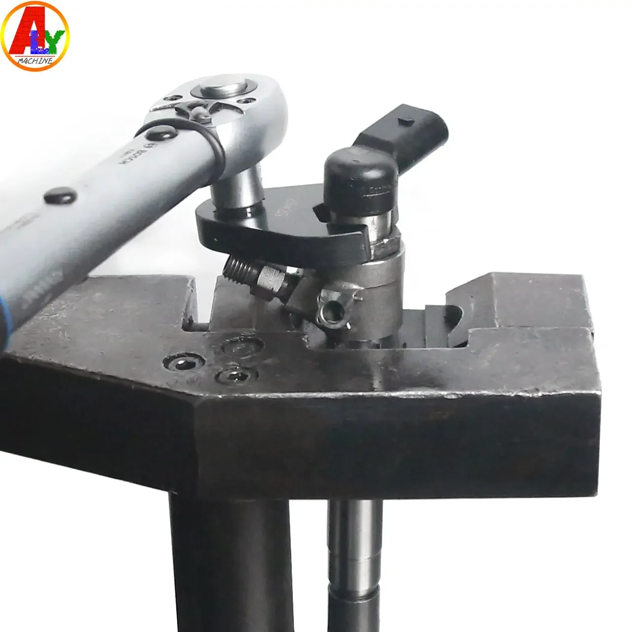 

Инструмент для разборки электромагнитного клапана пьезоэлектрического инжектора Bosch Siemens