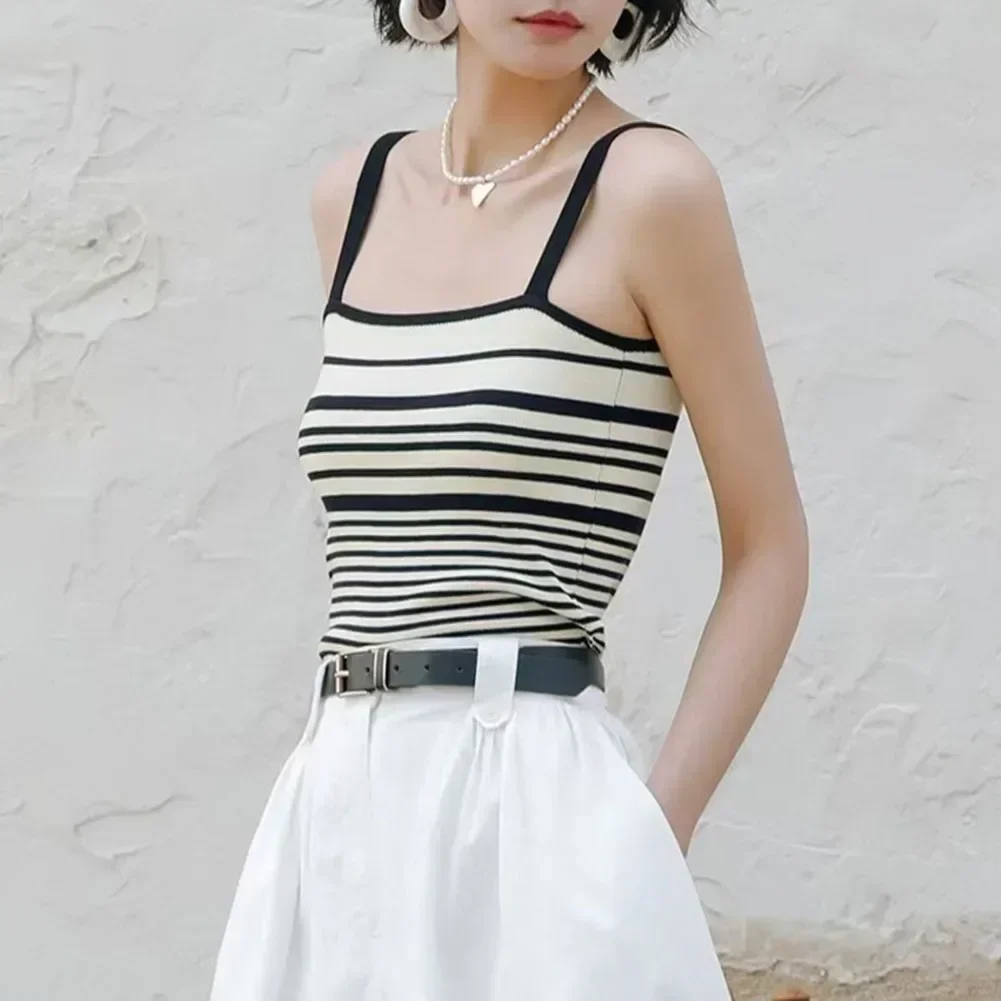 

Повседневная повседневная одежда Трикотаж в гонконгском стиле Повседневная женская одежда Дизайн с высокой талией Однотонный узор