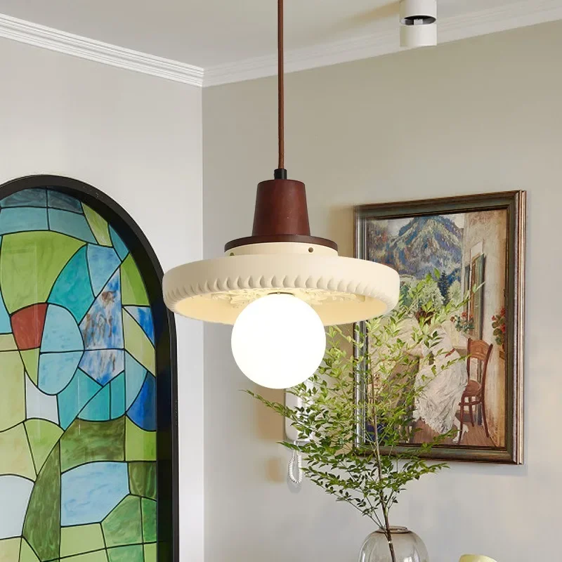 Medium Antique Creative Corridor Bedroom Bedside Chandelier Retro Room Decorative Lamp French Resin Engraved Flower Lamp