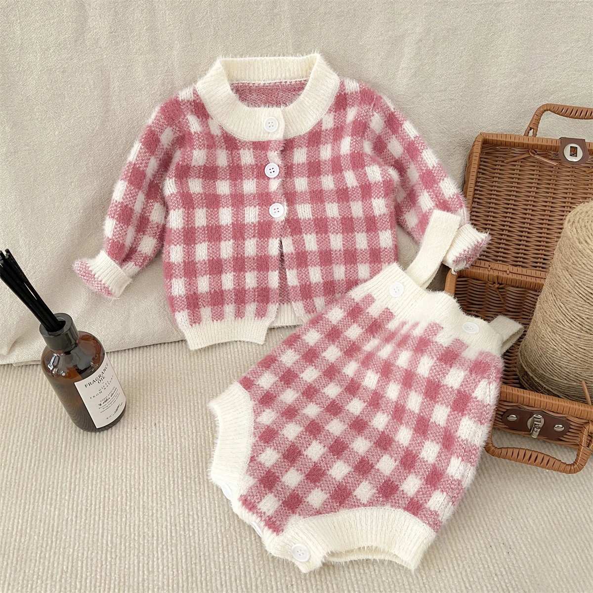 Spring And Autumn Newborn Baby Girls Coat Bodysuits Set Romper Plaid Outfits Long Sleeved Knitted Korean Fashion Soft Casual