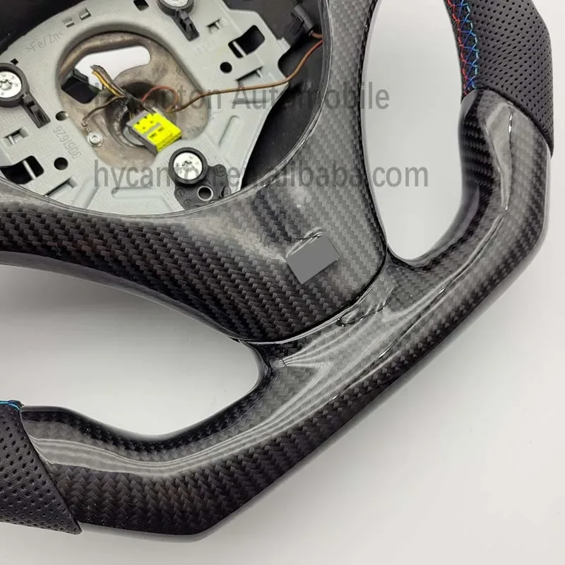 عجلة قيادة من ألياف الكربون من الجلد المثقوب عالية الجودة أداء M لعجلة القيادة E90 #3
