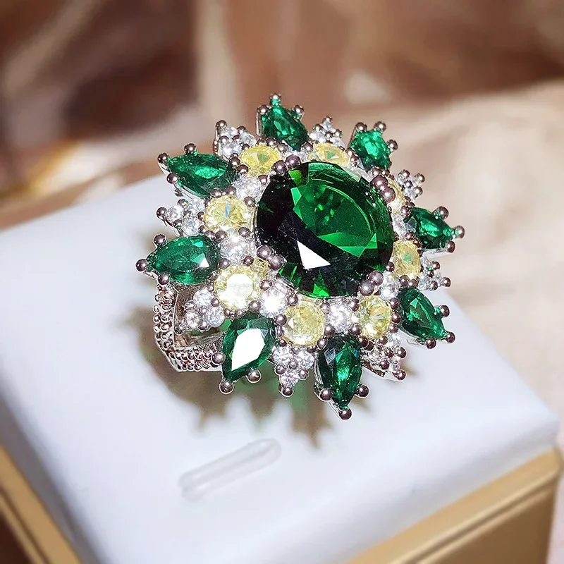 Fresh Green Original Luxury Gemstone Flower Engagement Rings for Women Dazzling 925 Sterling Silver Jewelry Adjustable