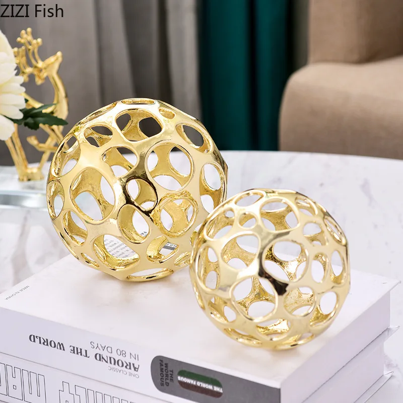 

Creative Metal Hollow Ball Golden Orb Abstract Artifact Metal Figurine Decorative Figurines Home Decoration Accessories