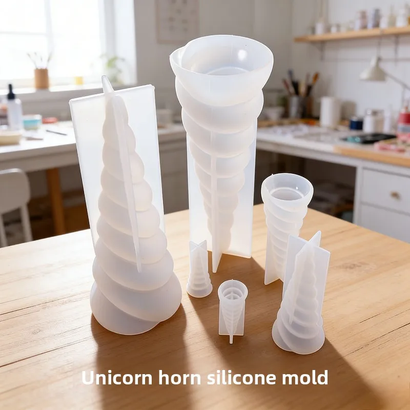 

Large medium and small-sized unicorn silicone molds made of epoxy resin can be used for DIY jewelry and ornaments