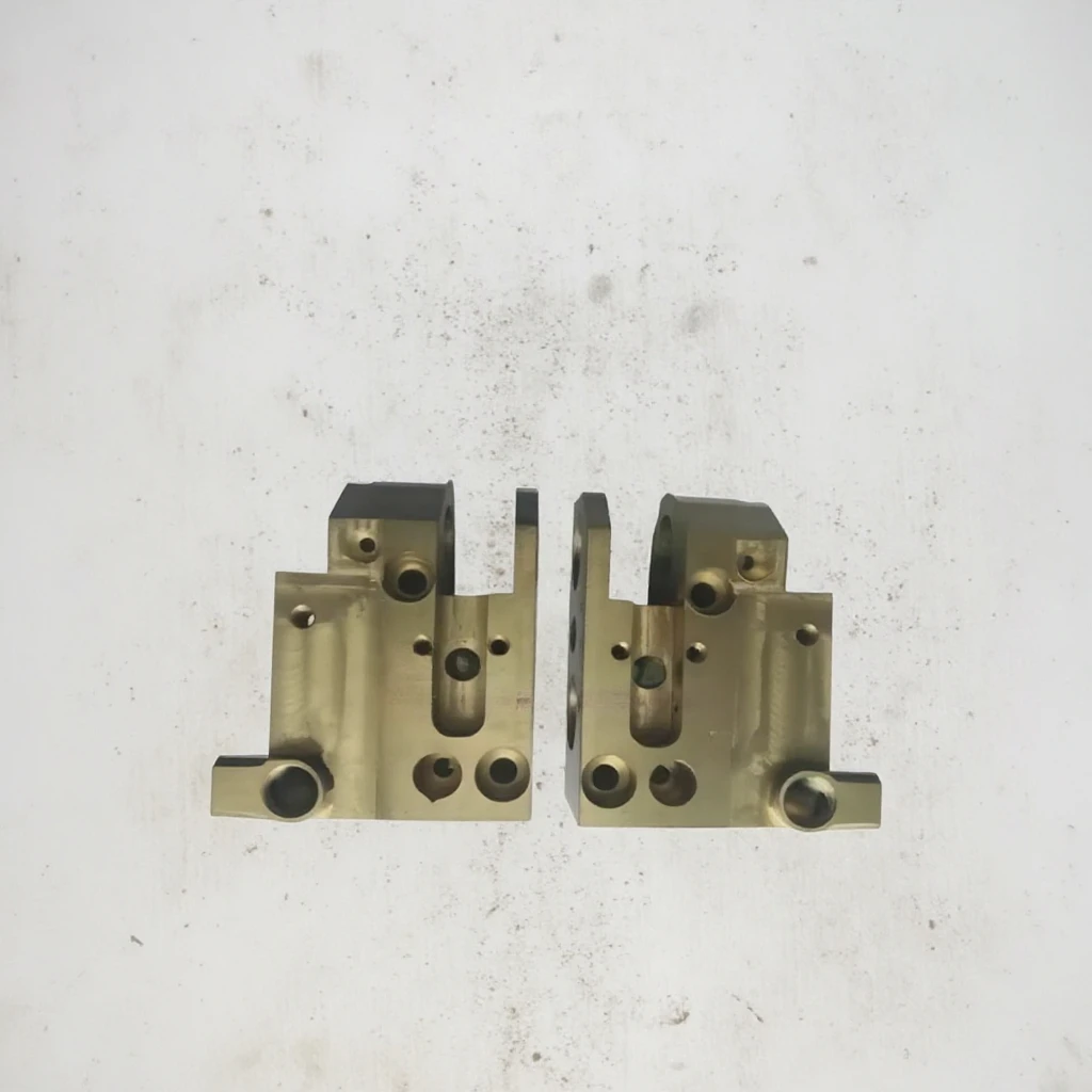 

2025 Pull Guide C5.072.201 C5.072.202 for CD102 SM102 Offset Printing Machine Spare Parts Housing Side Lay DS and OS