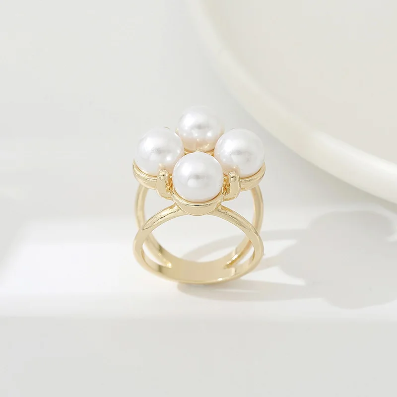 4pcs Silk Scarf Button Pearl Ring Buckle Brooches Women Elegant Shawl Scarves Clip Newest 2024 Scarf Fashion Accessories