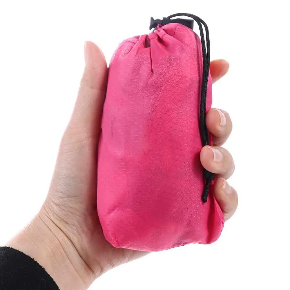 مقاوم للماء السفر التخييم المشي لمسافات طويلة خفيفة الوزن سعة كبيرة قابلة للتعبئة Daypack حقيبة السفر حقيبة قابلة للطي الرياضة على ظهره