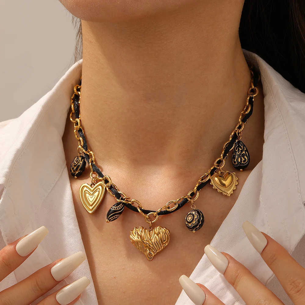 

LAMENGLY 316L Stainless Black Rope Chain Rose Geometric Lines Heart Pendant Necklace Women Personalized Gothic Style Neck Chain