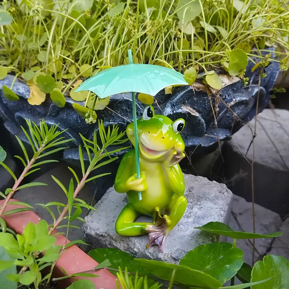 

Weather-resistant Frog Ornament Resin Frog Garden Statue with Solar Umbrella Cute Outdoor Sculpture for Yard for Women/gardening