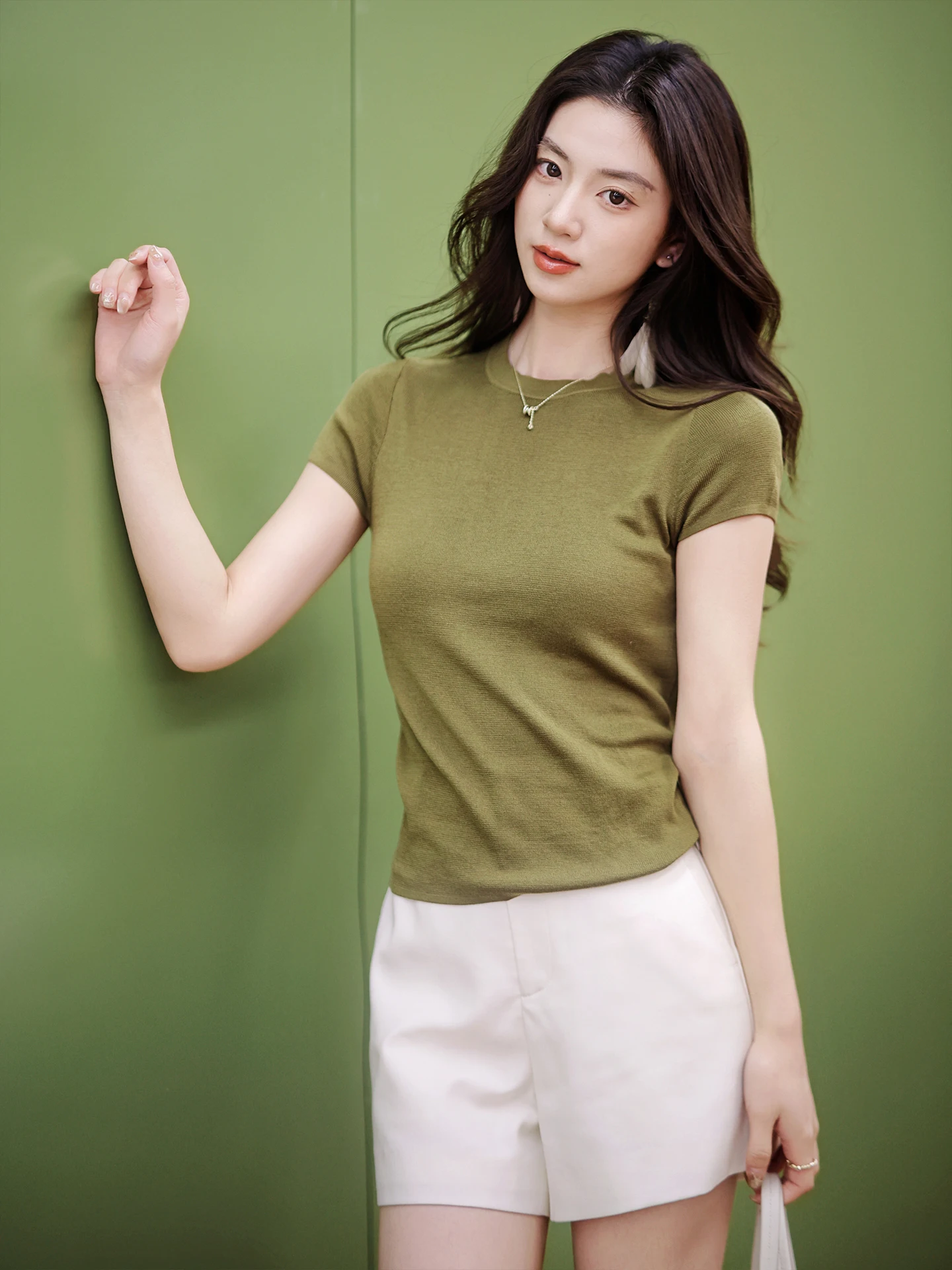 

Zhaodaxi Olive Knitted T-shirt Silk Triacetate Soft Comfortable Casual round Neck Slim Fit Women's Fashion Commute Style
