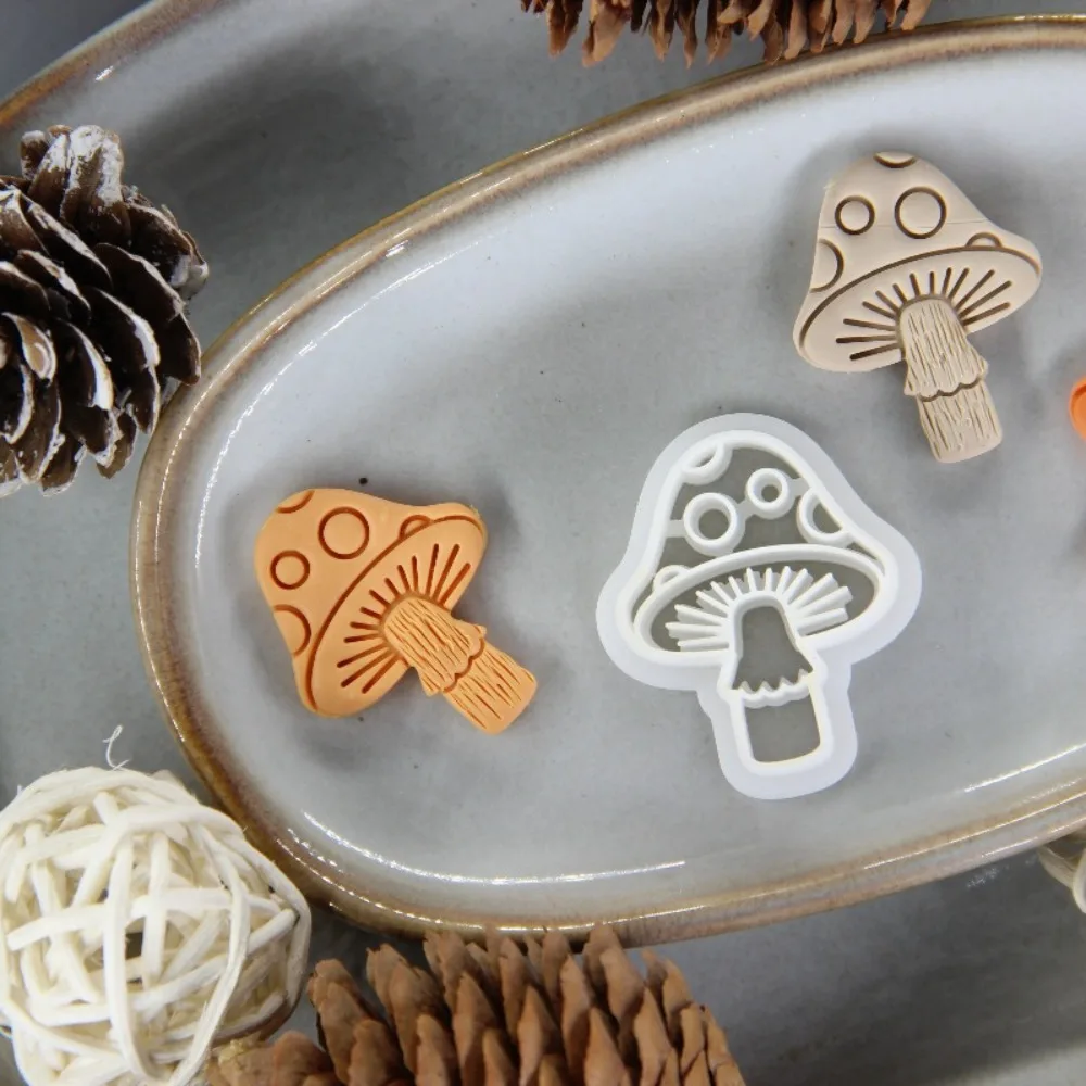 2PCS Mushroom Cookie Cutters 3D Embossing Press Mold No-Power Shaping Tool for Fondant Clay Gingerbread  Christmas Thanksgiving