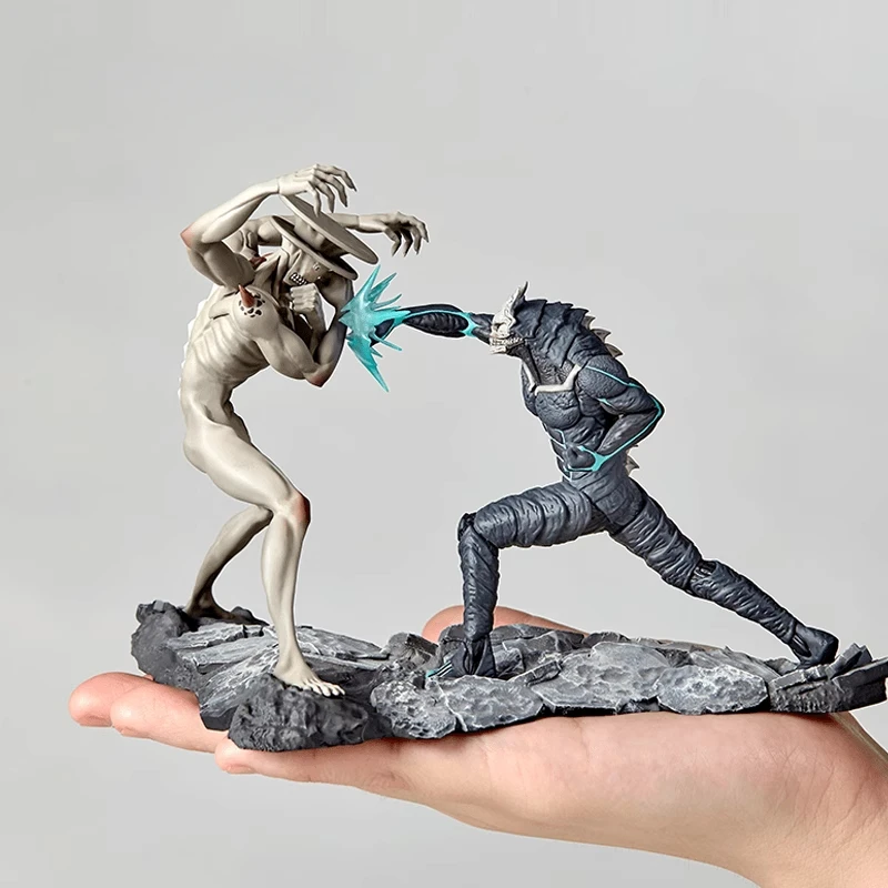 

In Stock Kaiyodo 1/18 Kaiju No. 8 Vs No. 9 Pvc Garage Kit Desktop Sculpture Model A Gift for A Boy
