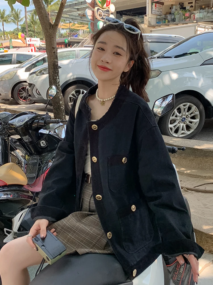 Women's Spring Fall French Elegant Black Denim Jacket Petite-Friendly Loose Fit Trucker Coat Chic Casual cropped Outerwear