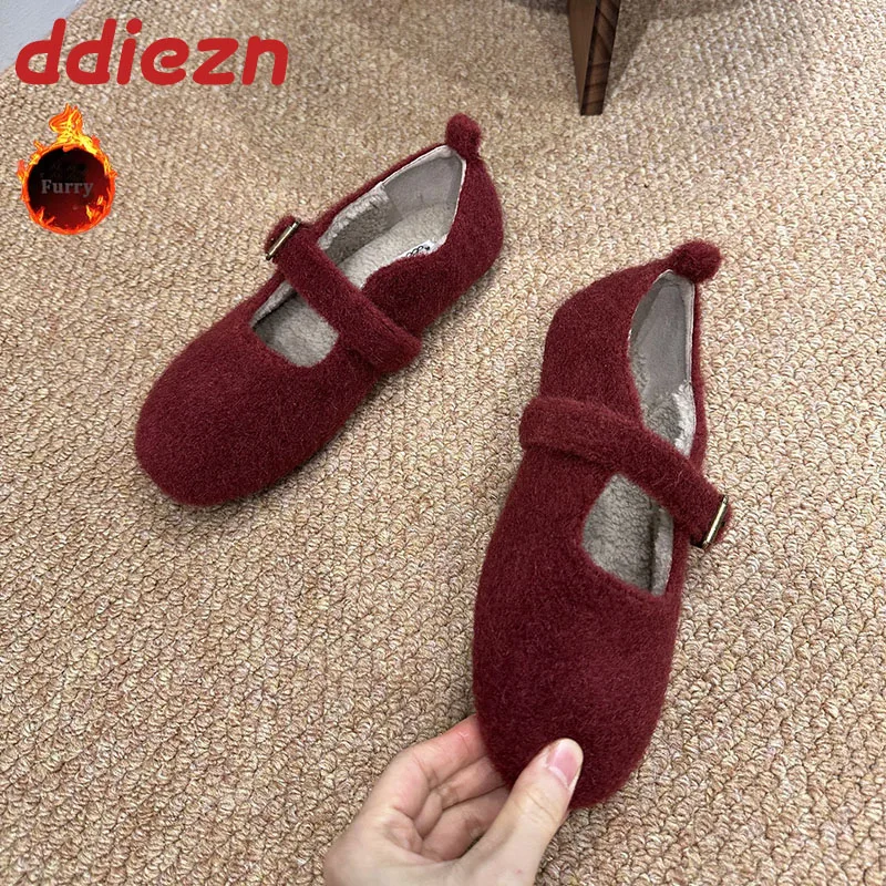 

2025 New In Female Buckle Strap Ladies Mary Janes Flats With Fur Shoes Shallow Fashion Warm Footwear Plush Women Flats Shoes