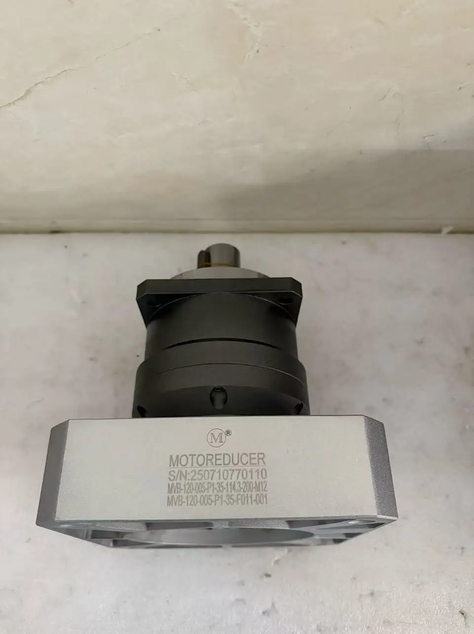 

Редуктор двигателя МВБ-120-005-П1-35-Ф011-001