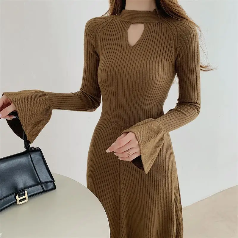 Temperament Trumpet Sleeve V-Neck Knitted Dress For Women Cinched Waist To Show Off Slimming Long Skirt