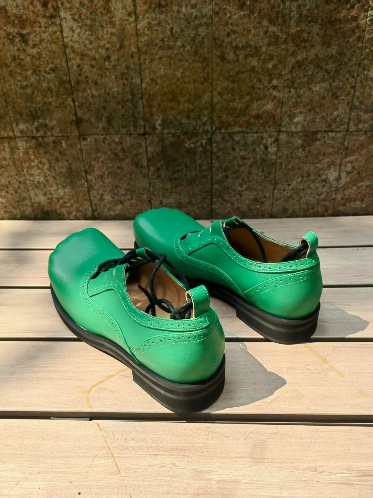 Green Cross-Tied Special Style Round Toe Men Loafers Shoes Chunky Low Heels Lace Up Design Large Size Pumps Shoes