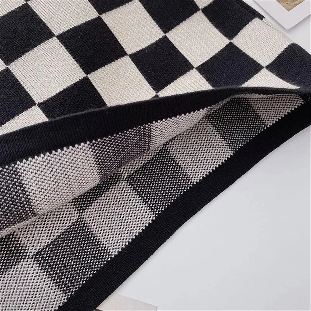 Fashion Checkerboard Plaid Knitted Hip Skirt Women High Waist Thin A-Line Mini Skirts Female Retro Minimalist Base Short Skirts