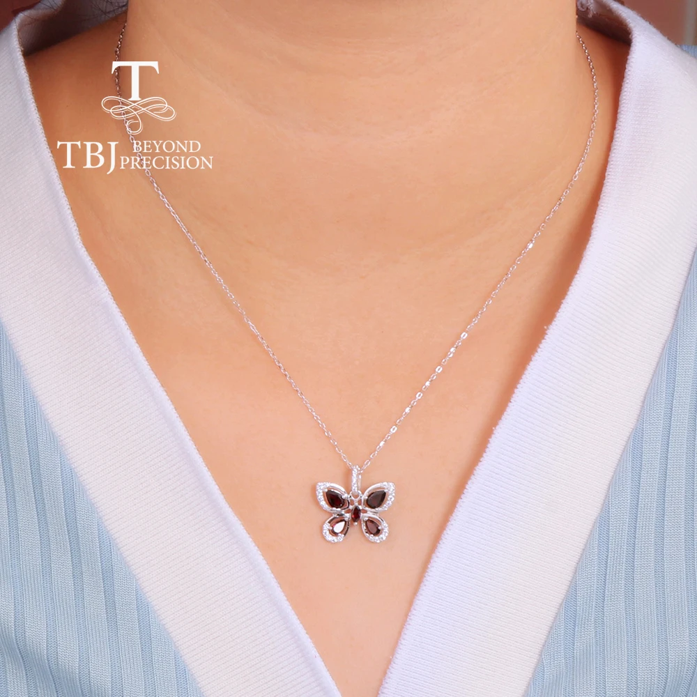 Fashion butterfly shape design Mozambique natural garnet pendant necklace new simple fine jewelry gift