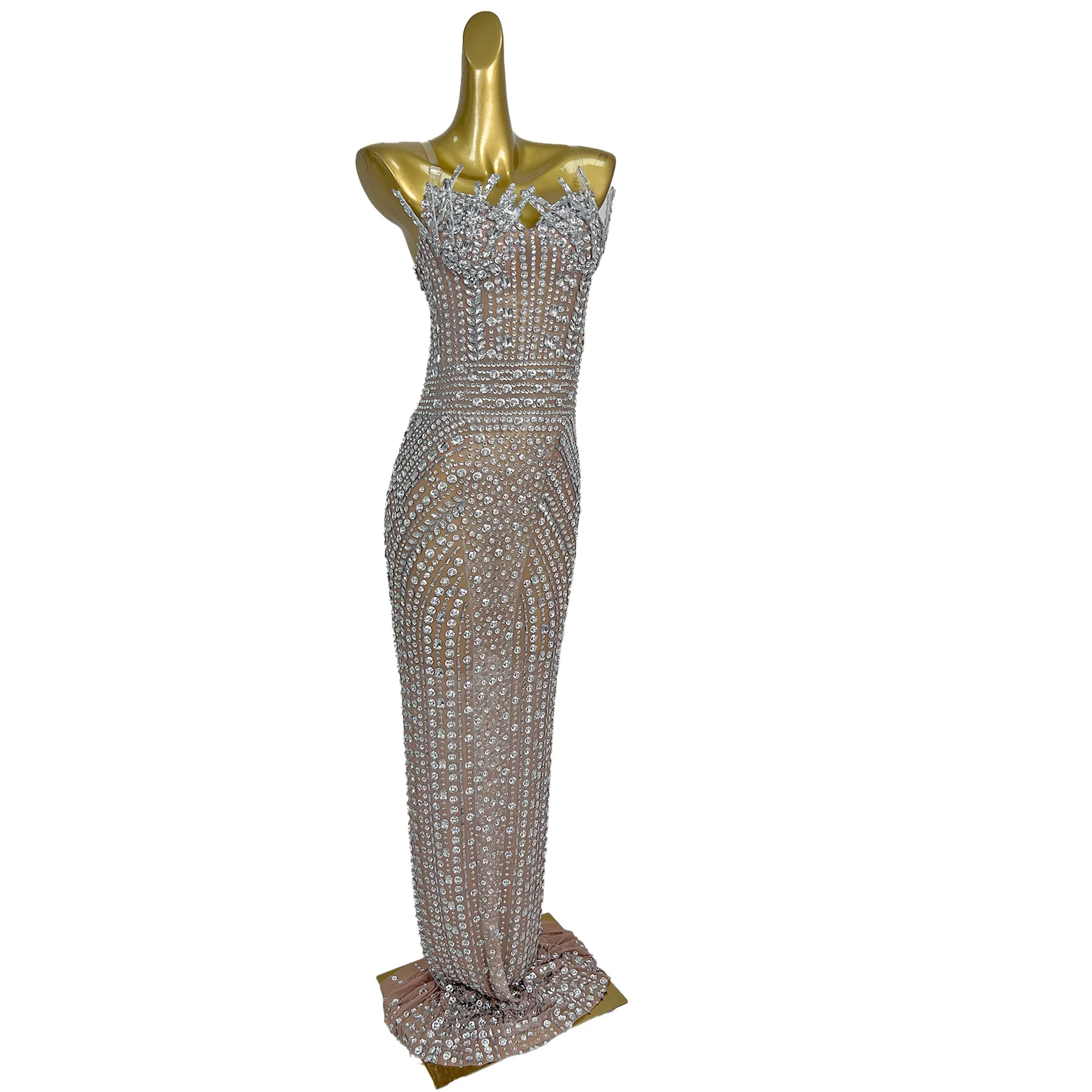 فستان سهرة فاخر من Bazhuayu في دبي فستان الأميرة بدون حمالات كريستالي متلألئ لحفلات أعياد الميلاد وحفلات الزفاف وحفلات الكوكتيل