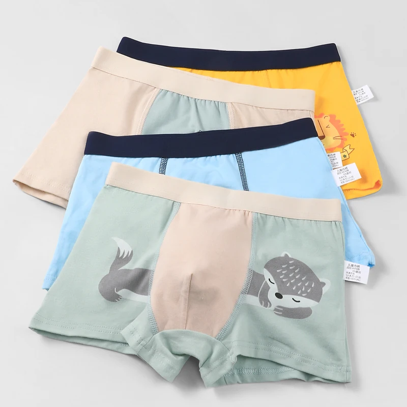 Children's cotton underpants. For little boys, thin-style boxer shorts with prints. They are soft and suitable for middle and ol