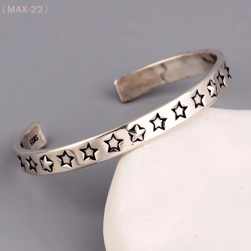 〔MAX-22〕Silver Color Pupular Korea Style Star Bangle For Women Fashion Simple Opening Hand Jewelry Party