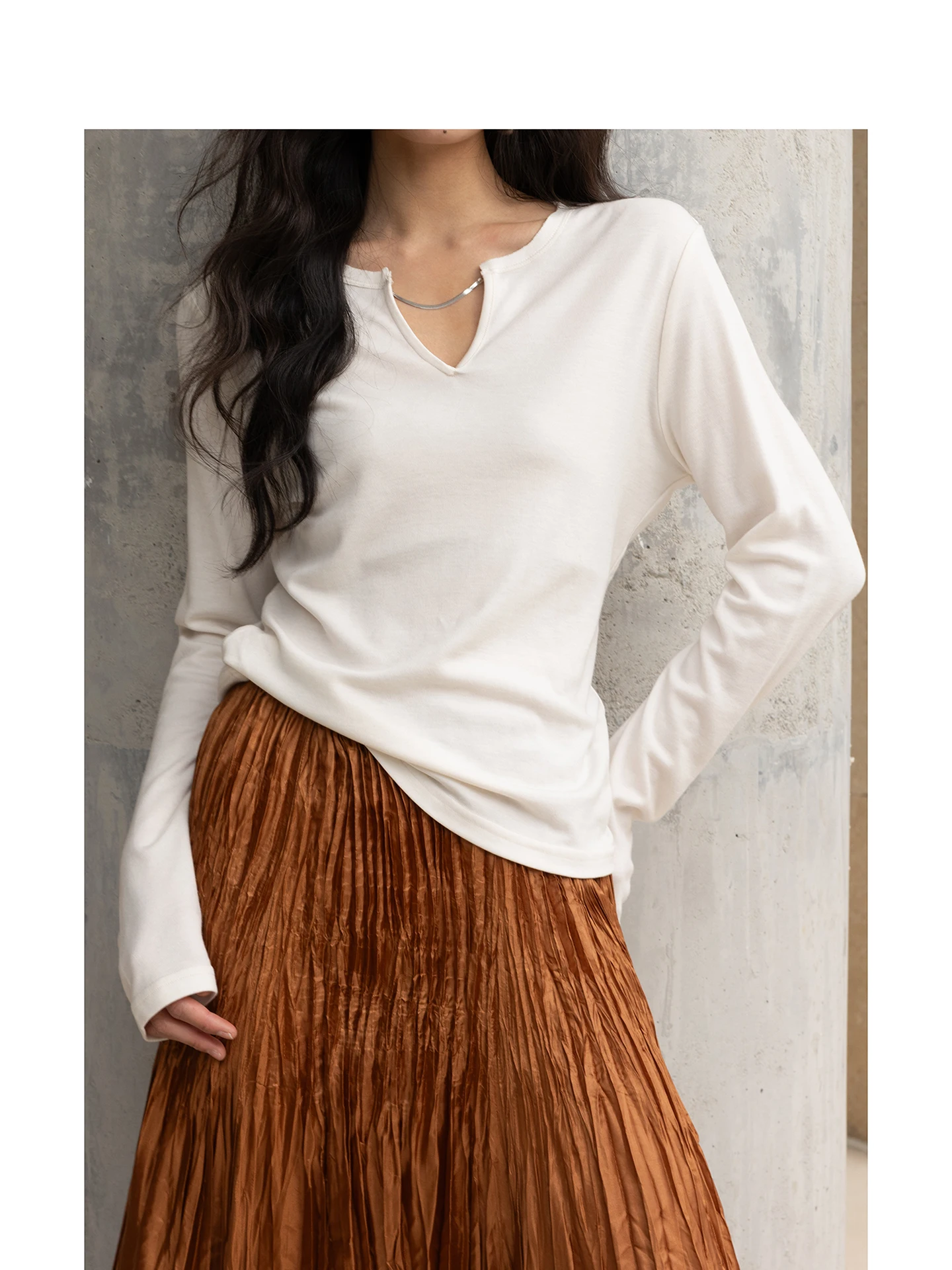 

Slimming V-Ne Woolen Long Sve Base irt Women's Casual Sle Inner Wear T-irt Nelace Matching Spring New Arrival