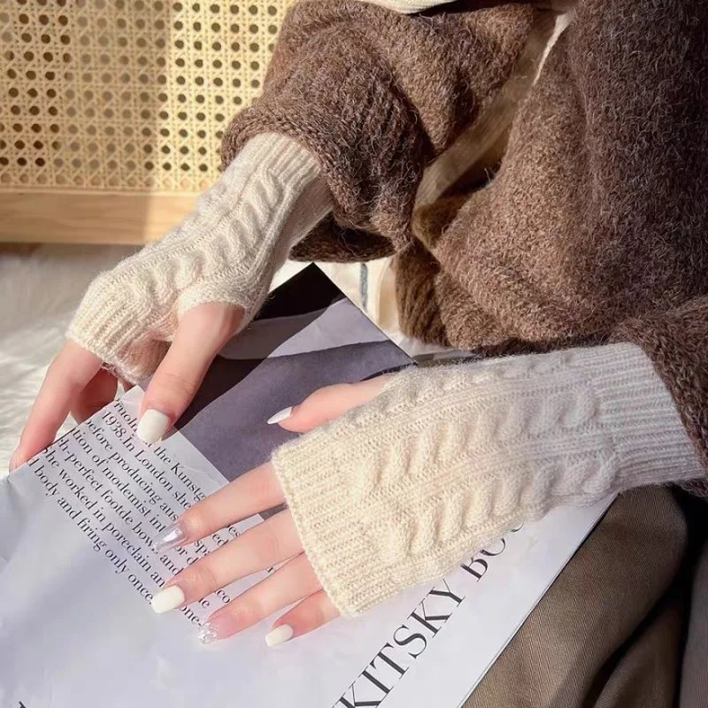 Unisex Winter Women Arm Warmers Knitted Woolen Arm Sleeve Fine Long Knitted Fingerless Gloves Casual Warm Soft Female Gloves