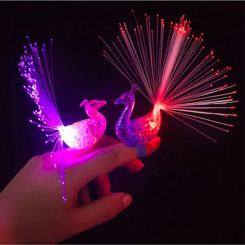 Doigt de paon lueur dans le noir jouet lumineux pour enfants, jouet amusant, mignon, animal, décoration Shoe, flash LED, lampe brillante, enfants, 5 pièces