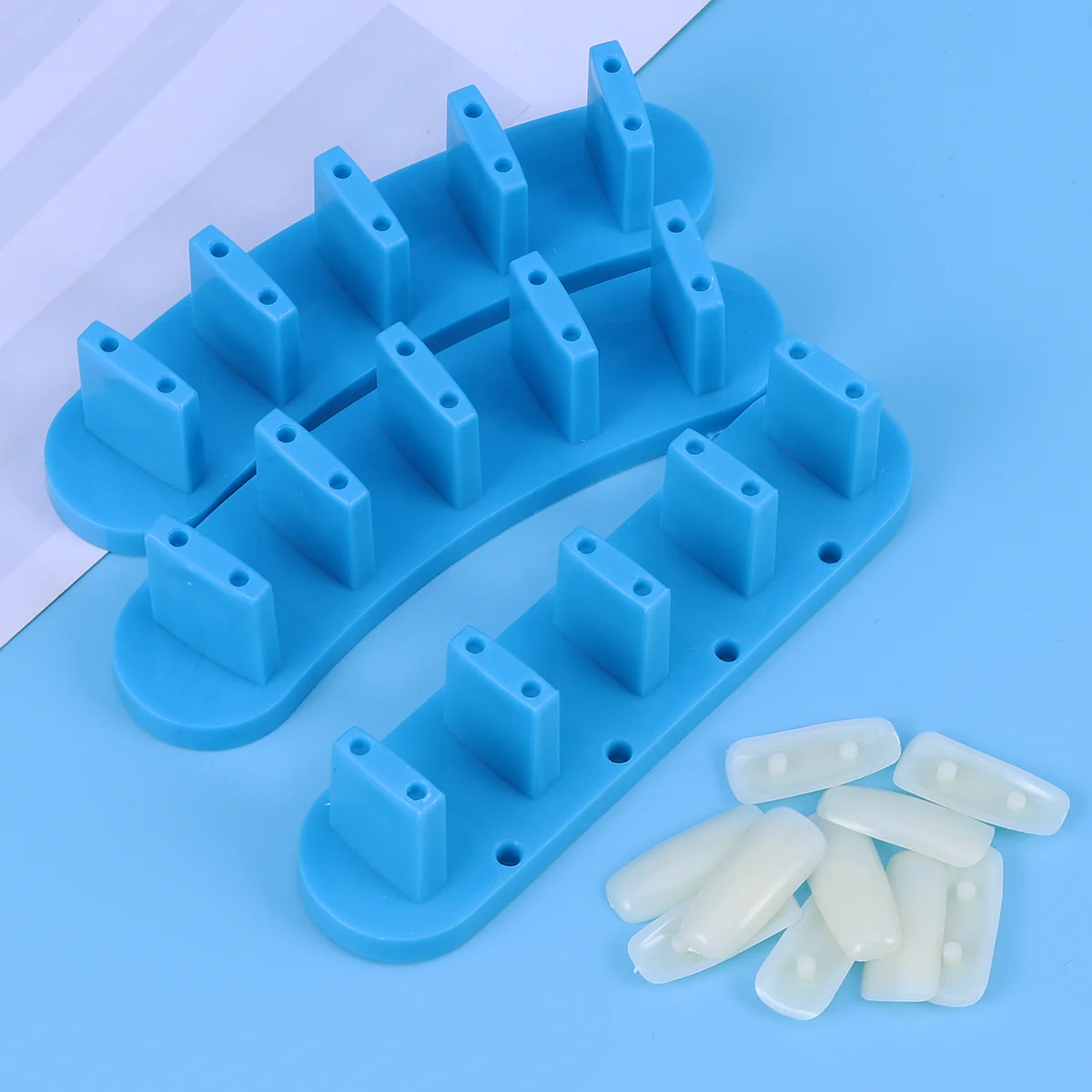 3pcs Display 10pcs Tips Plastic Nail Training Stand Tip Stand For Nails Nail Training Rack Perfect for Home Events