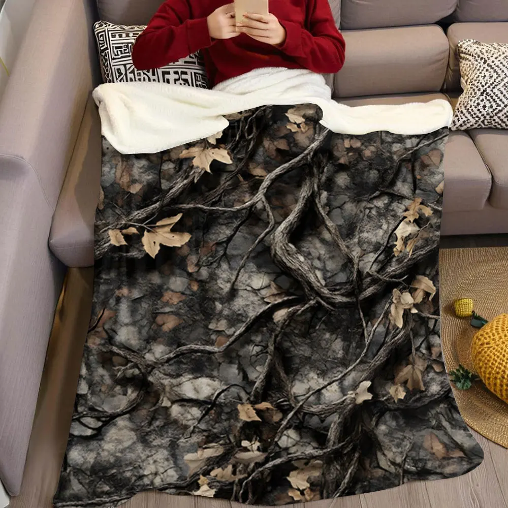 Woodland Camo Printed Blanket Suitable for Sofas Beds Offices Travel Camping Chairs Warm Plush Blanket