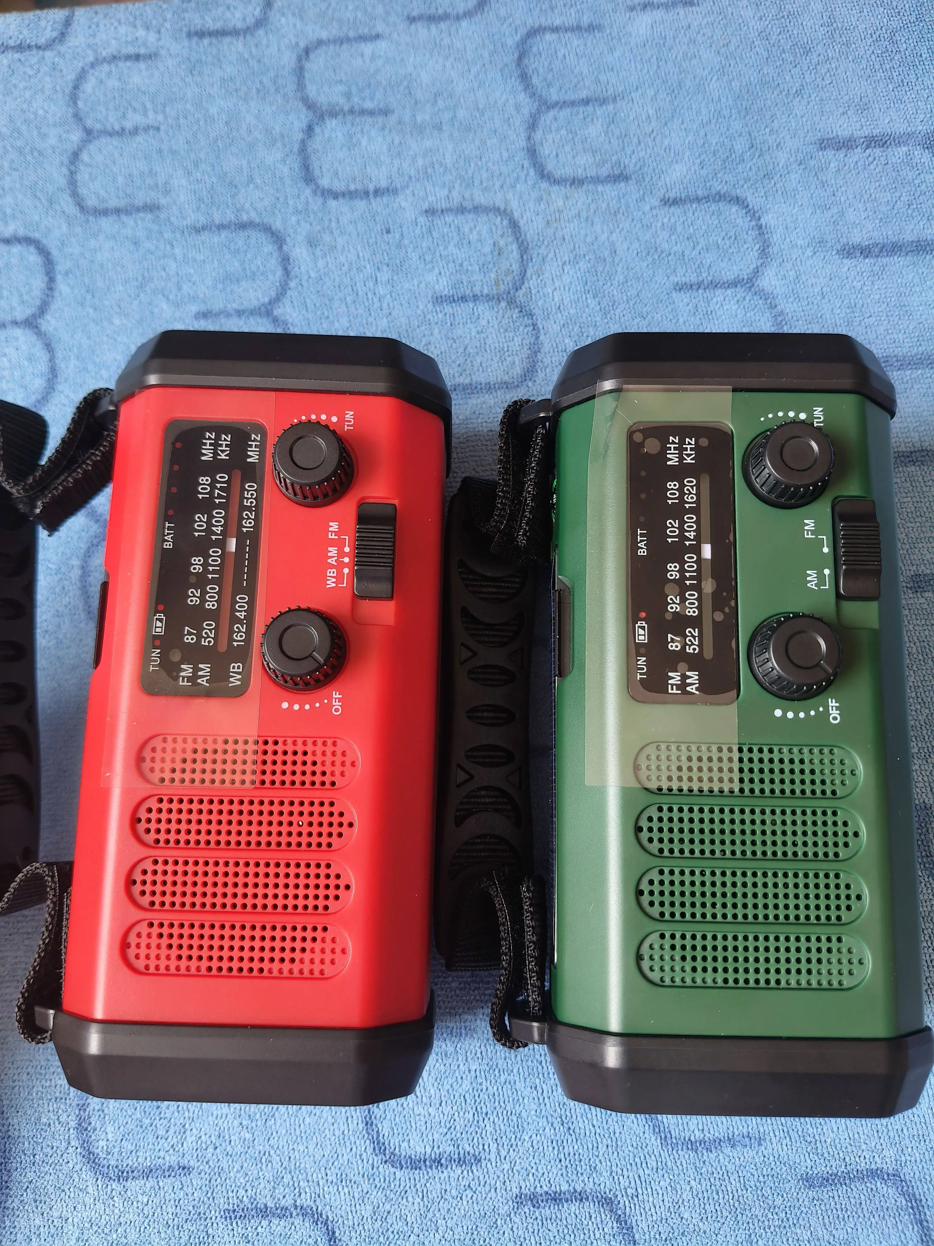 10000mAh Emergency Solar Radio | Hand-Crank Charger with Flashlight for Disaster Preparedness