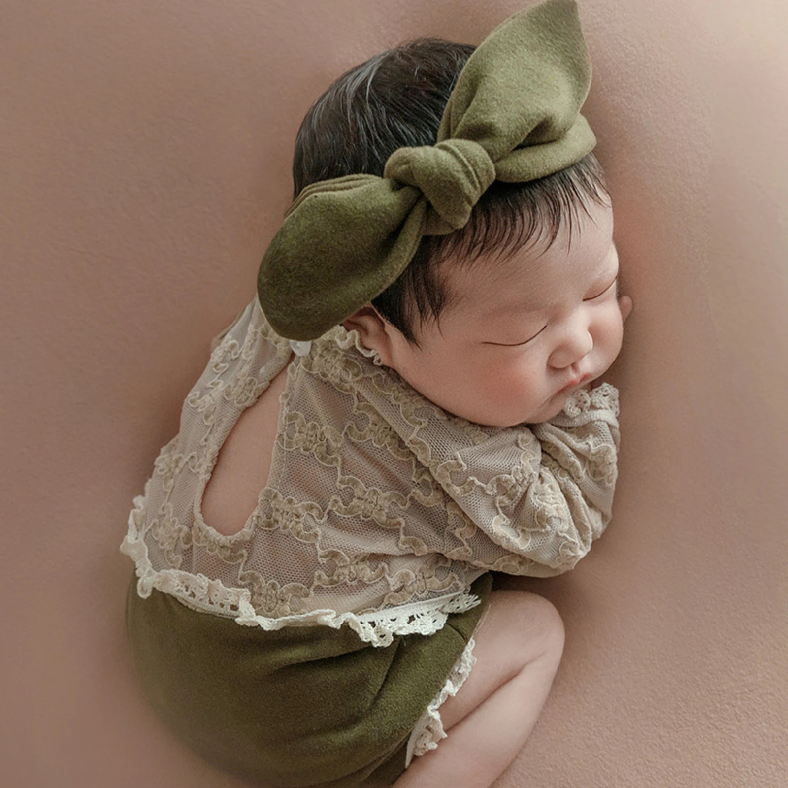 Ylsteed Contrast Color 2 Pieces Set Newborn Green Lace Romper Jumpsuit Rabbit Headband Set Baby Boy Girl Photography Clothes