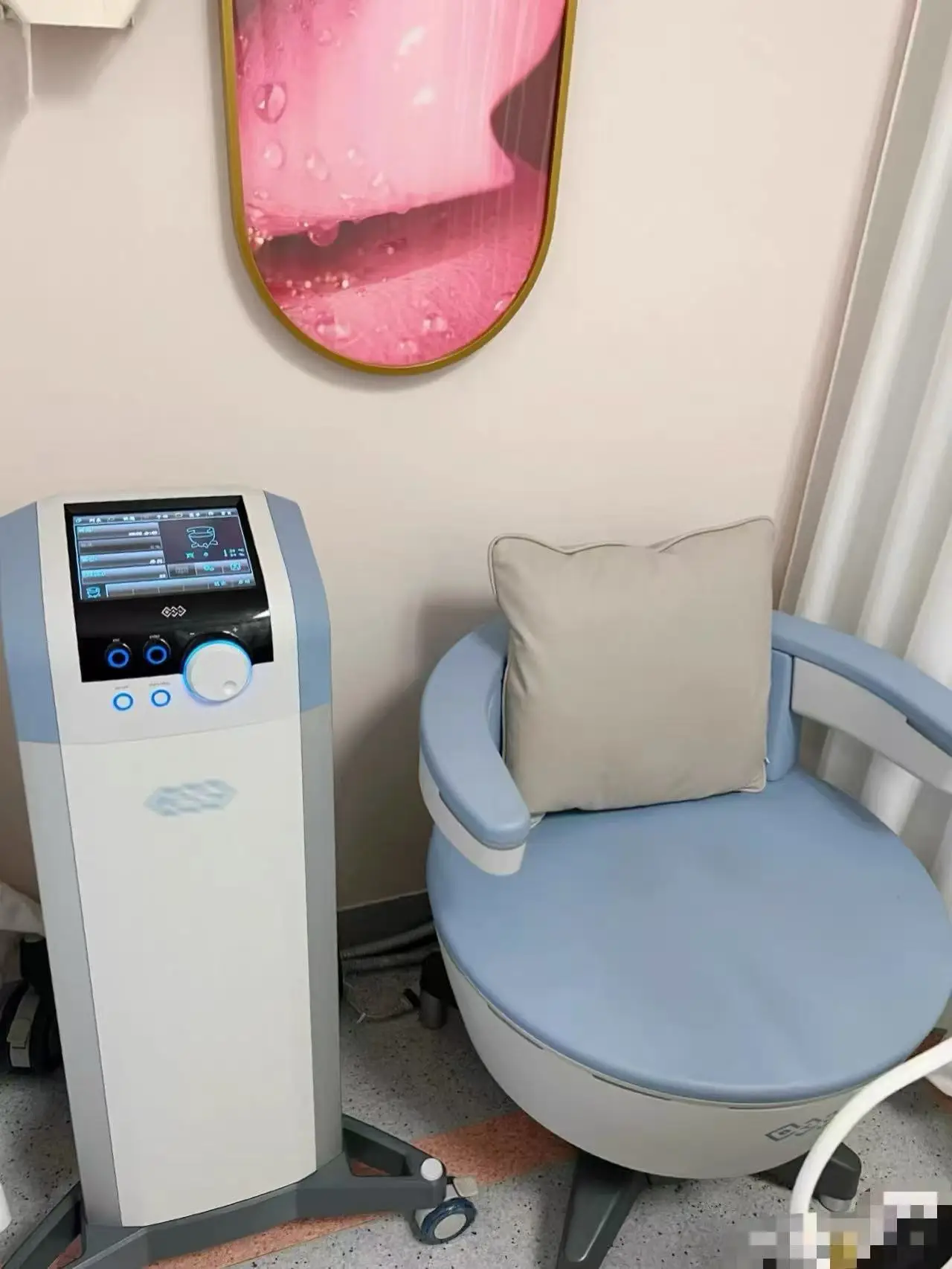 SLyric 2026 Electromagnetic Non-Invasive Pelvic Floor Chair Strengthening Pelvic Muscles Chair Promote Postpartum Repair Machine