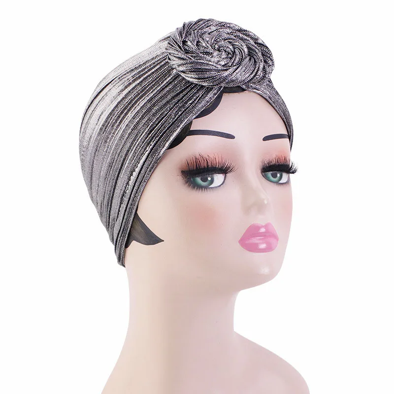 Nuovo turbante indiano lucido Glitter plissettato chemio berretto musulmano Hijab nodo berretti cofano copricapo perdita di capelli foulard cappello Skullies