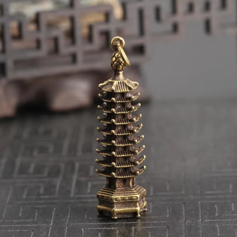 Mini Retro Brass Chinese Ancient Pagoda Tower Statue Key Chain Car Pendant Home Office Desk Decoration Ornaments