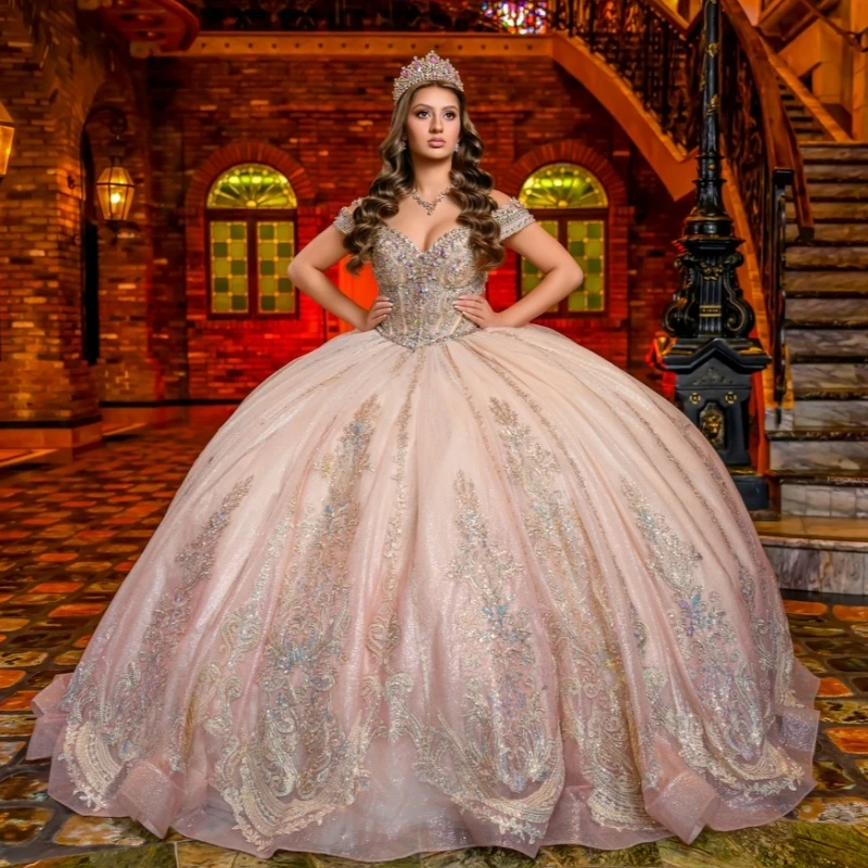 

Pink Shiny Quinceanera Dresses Ball Gown Off The Shoulder Applique Lace Beading Crysta Tull Party Birthday Sweet 16 Dress Vesti
