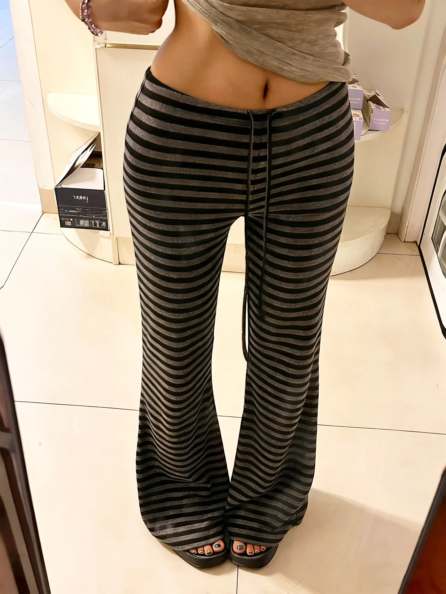 

Облегающие брюки для йоги, женские спортивные длинные брюки в полоску, осень-зима, универсальные расклешенные корейские брюки на шнурке