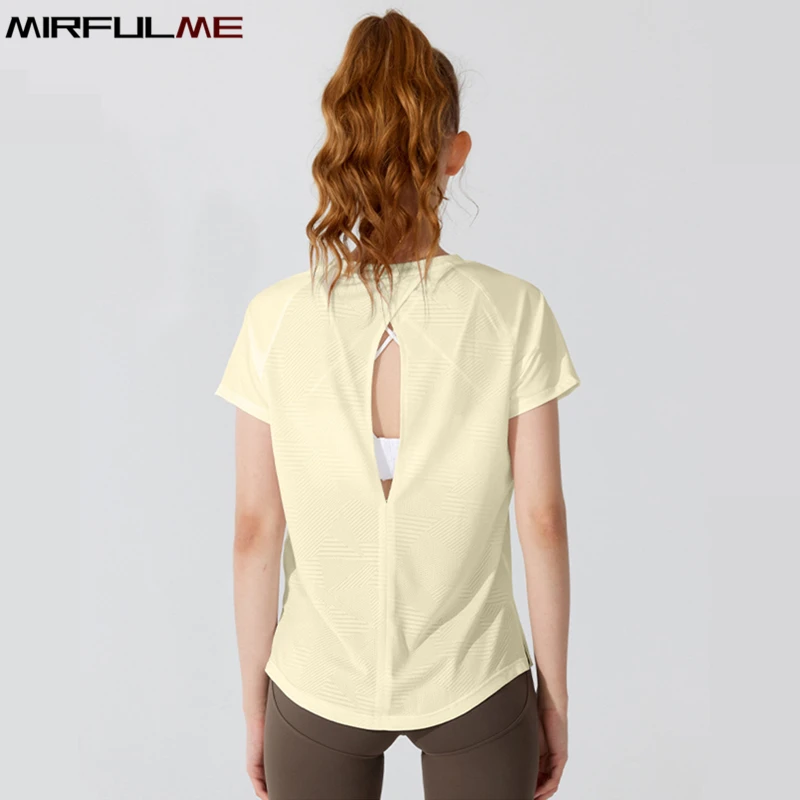 Women Loose Thin Yoga Shirts Short Sleeves Sport T-Shirts Hollow Out Running Shirts Breathable Jacquard Gym Fitness Tops Blouse