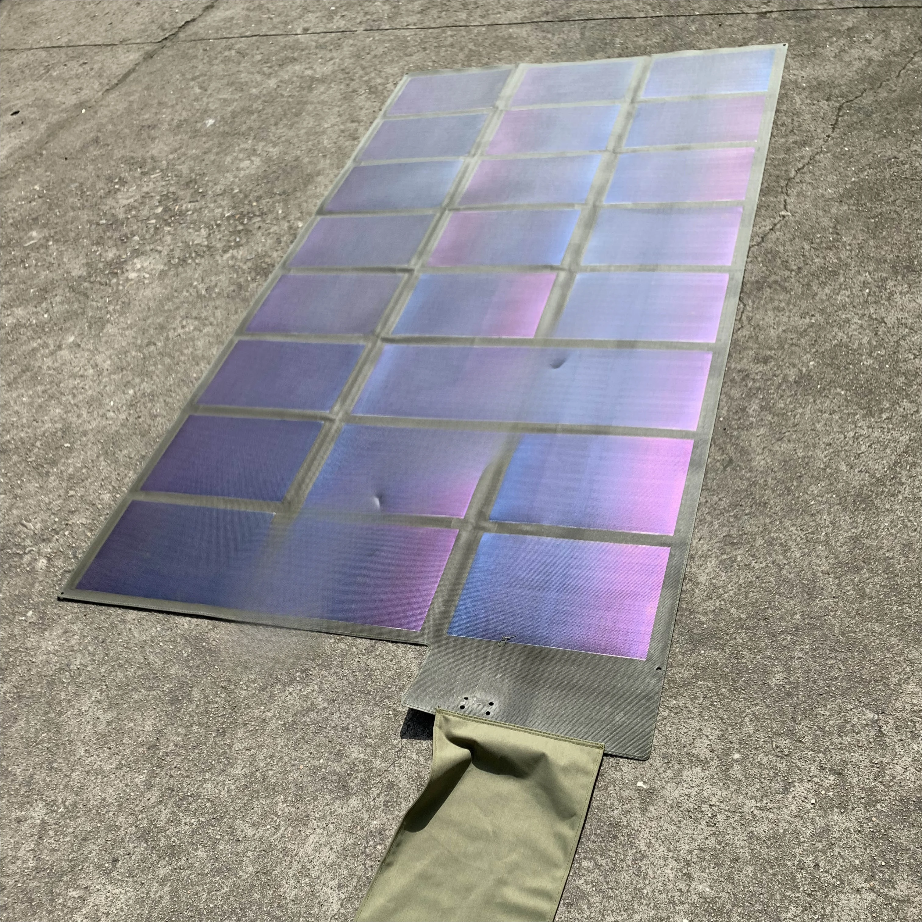 New Design 152W Amorphous Silicon Solar Cell Blankets