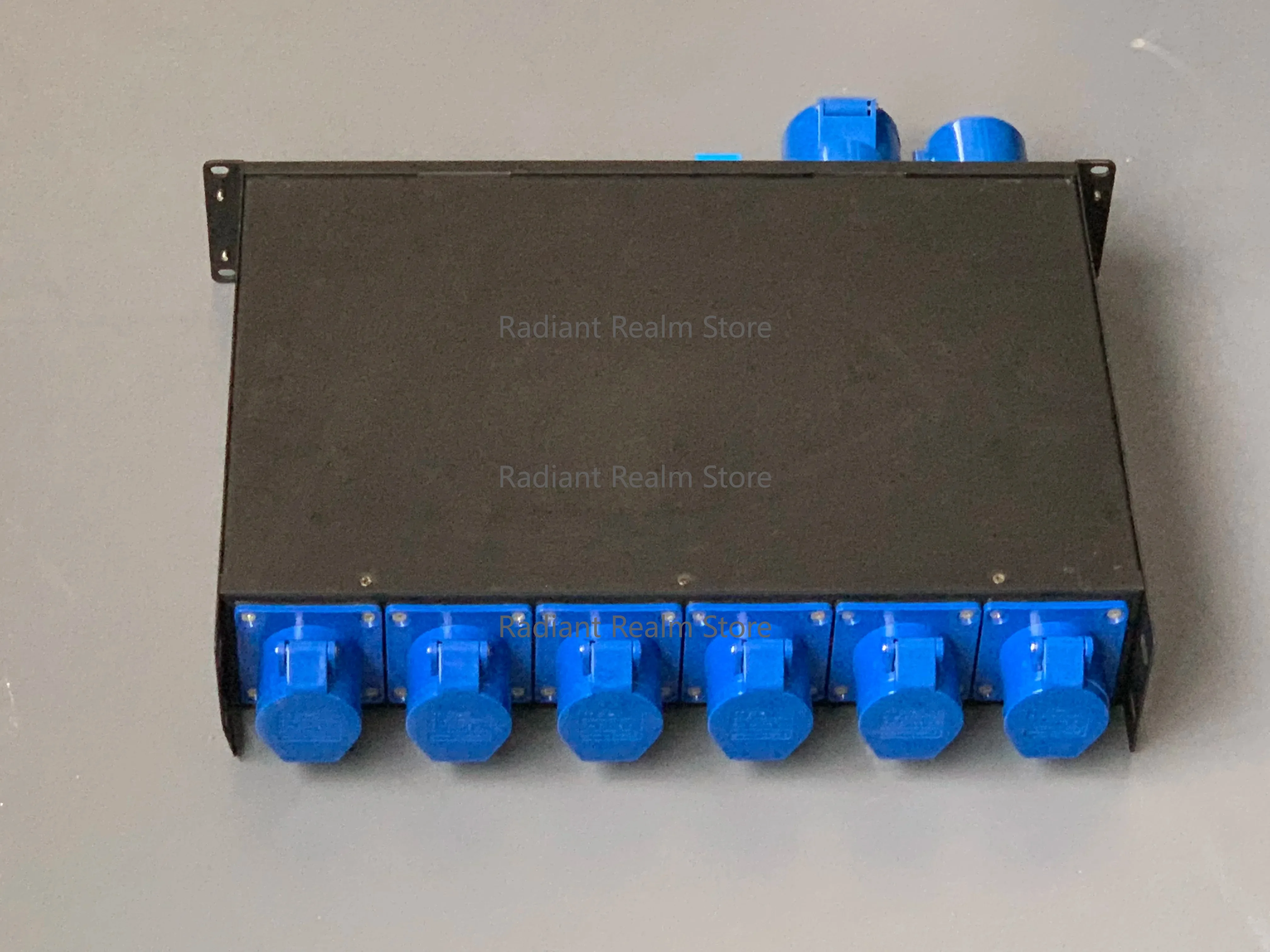 Event/Stage Power Essential: 16A CEE Power Distributor Box for Stage Lighting