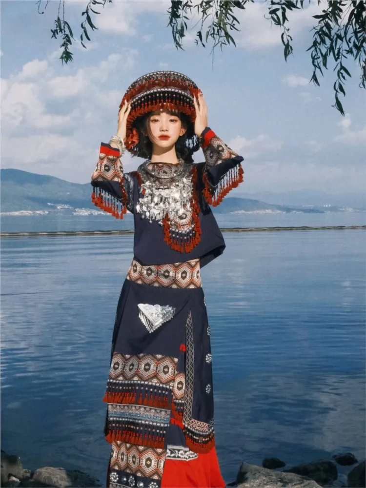 

Heavy industry tassel clothing women's ethnic costume sets style portrait photography and travel