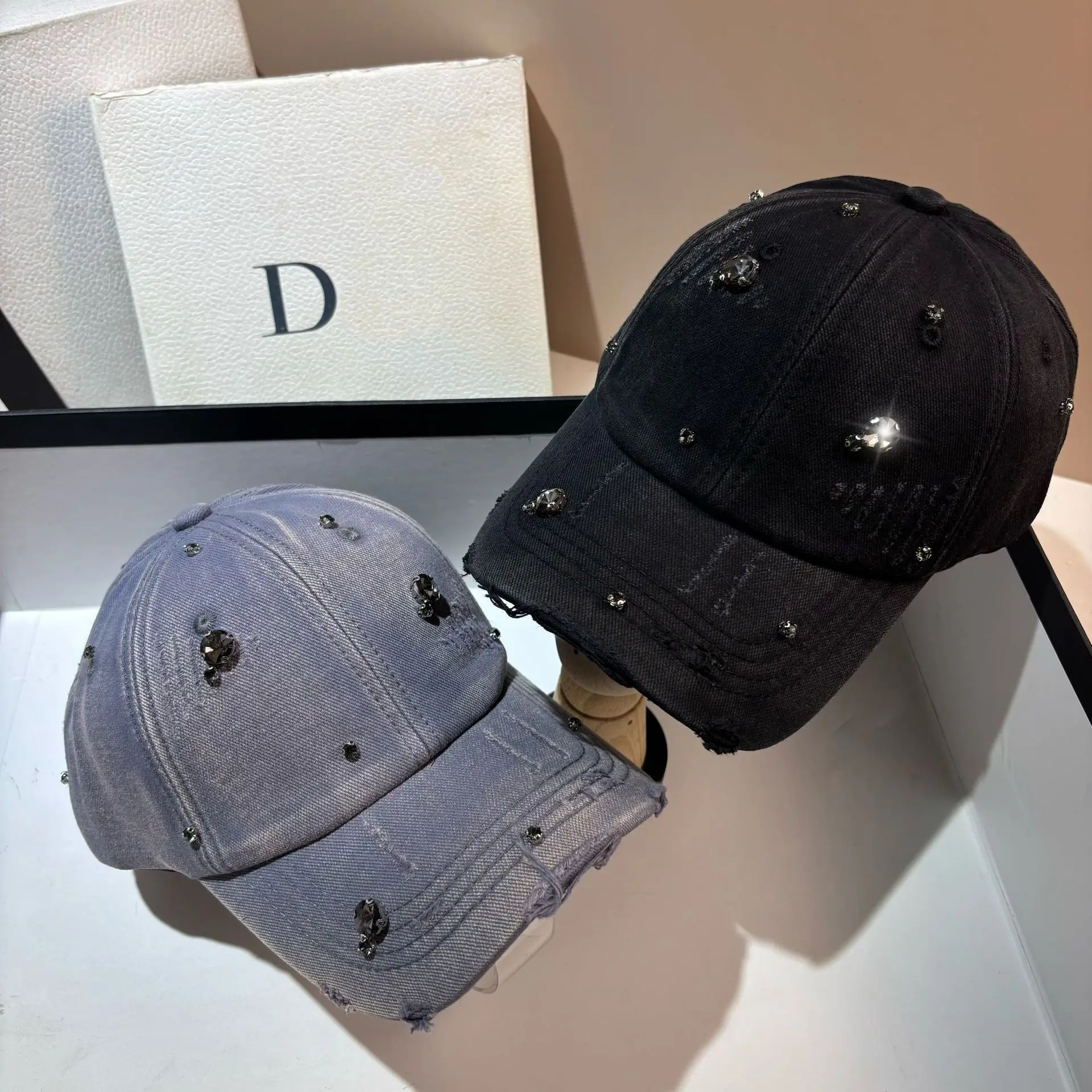 Luxury Rhinestone Cotton Hole Washed Baseball Cap Men Women Streetwear Hip Hop Cap Snapback Sunscreen Tennis Golf Caps 3