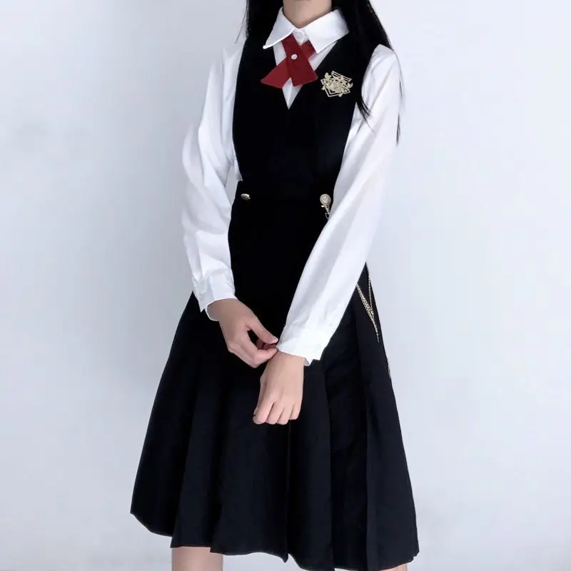 Рисунок 2 - Японский костюм с юбкой